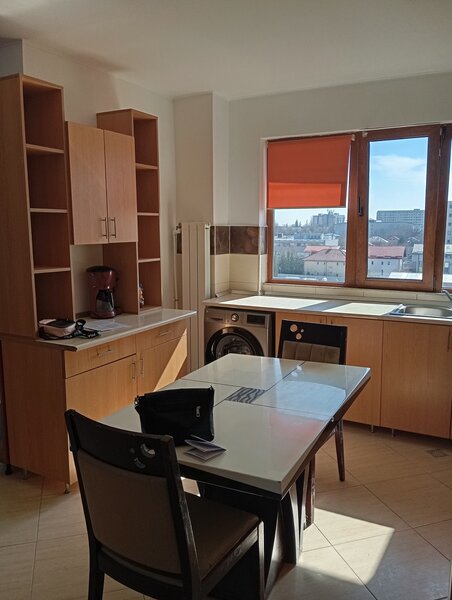 Drumul Taberei bloc 2009 105mp