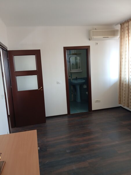 Drumul Taberei bloc 2009 105mp