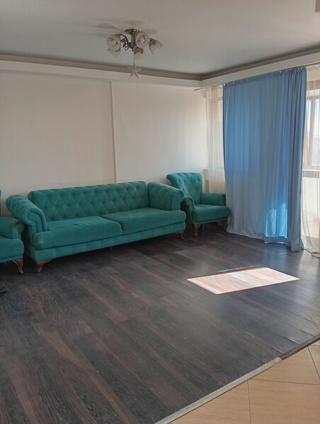 Drumul Taberei bloc 2009 105mp